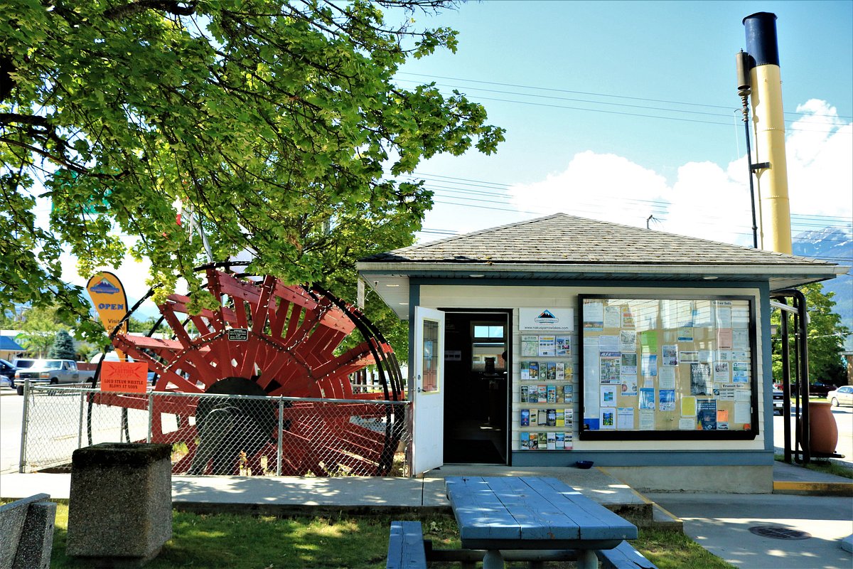 Nakusp & District Chamber of Commerce and Visitor Centre